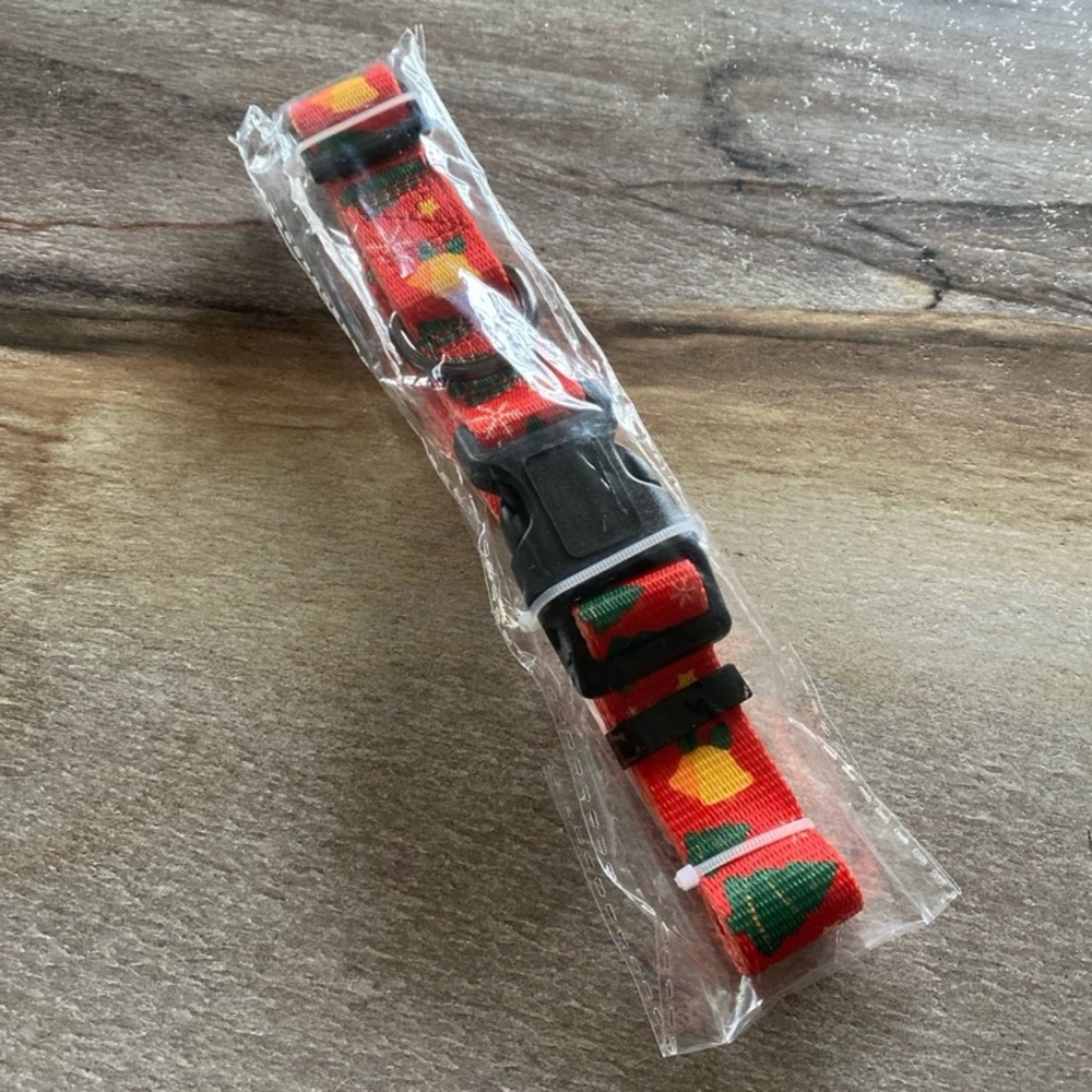 Holiday Red & Green Adjustable Dog Collar Size Large Christmas
